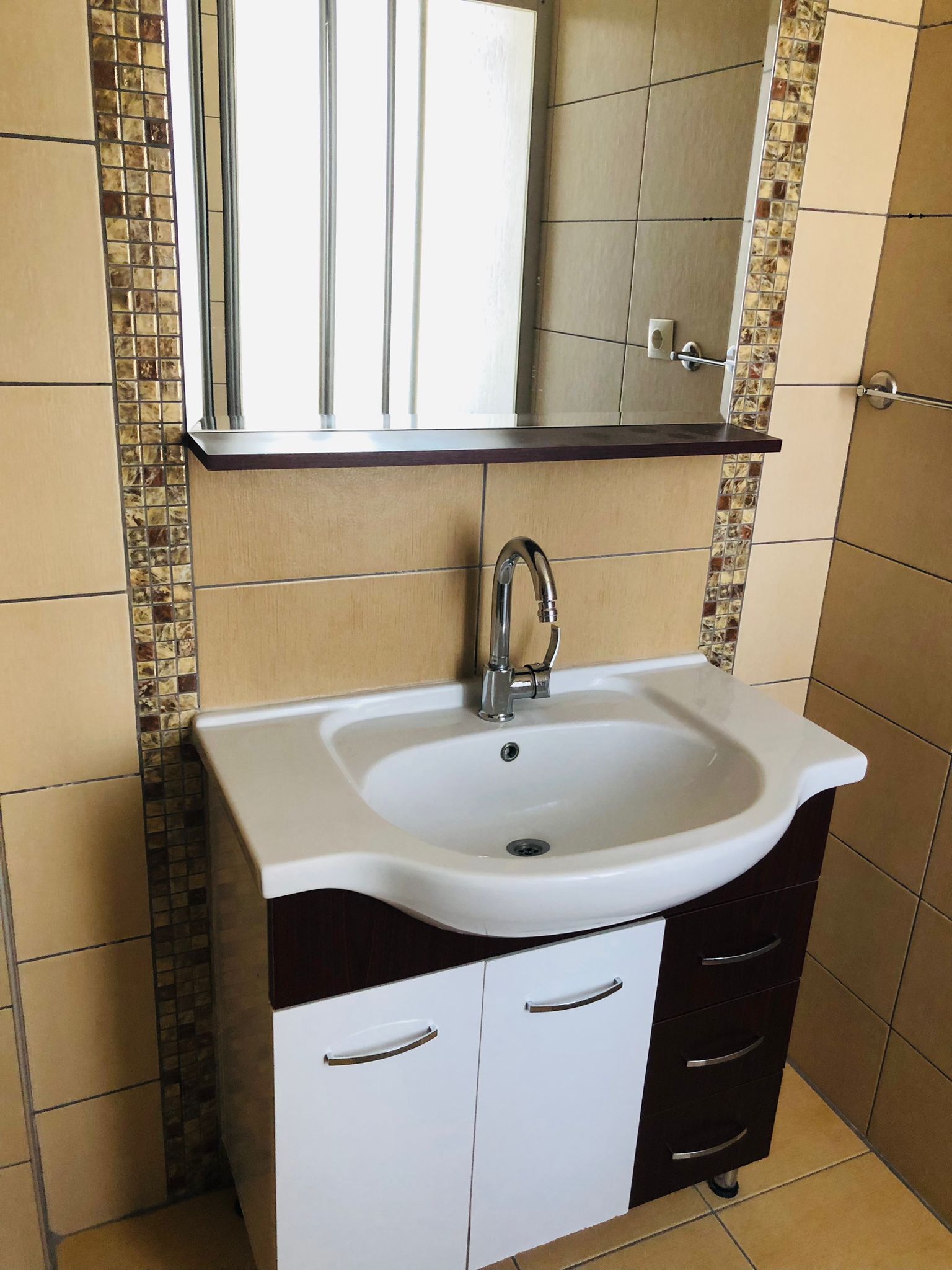 UŞAK'TA 4+1 LÜX DAİRE